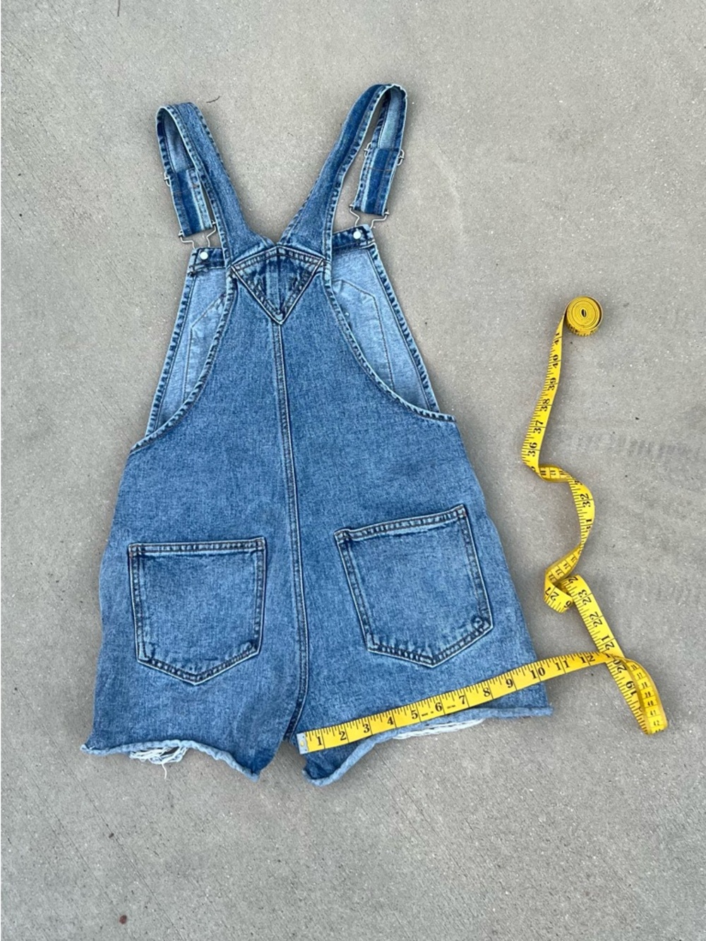 Wild Fable Y2K Light Blue Wash Distressed Denim Cutoff Overalls - Picture 4 of 10